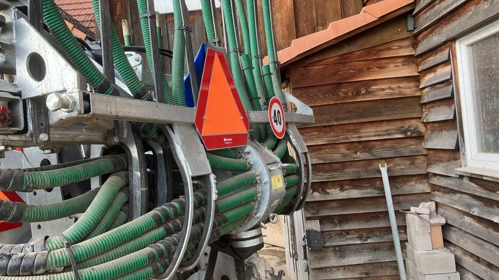 f9d57988-28c8-4b5c-a825-0d2f90cd4339-WhatsApp Image 2025-11-14 at 13.38.08 (2).jpg