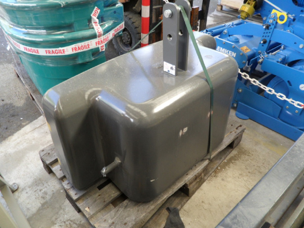 d14e21f8-dee7-4a94-a969-f9c15ed34f03-Düvelsdorf contre-poids 750 (4).jpg