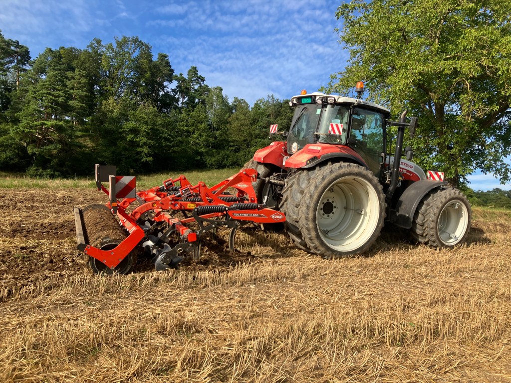 Grubber / Déchaumeur KUHN CULTIMER M 300 NSM KUHN TOP