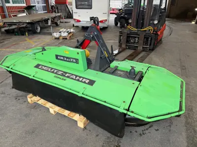 Frontmähwerk Deutz-Fahr KM 3.27 KS