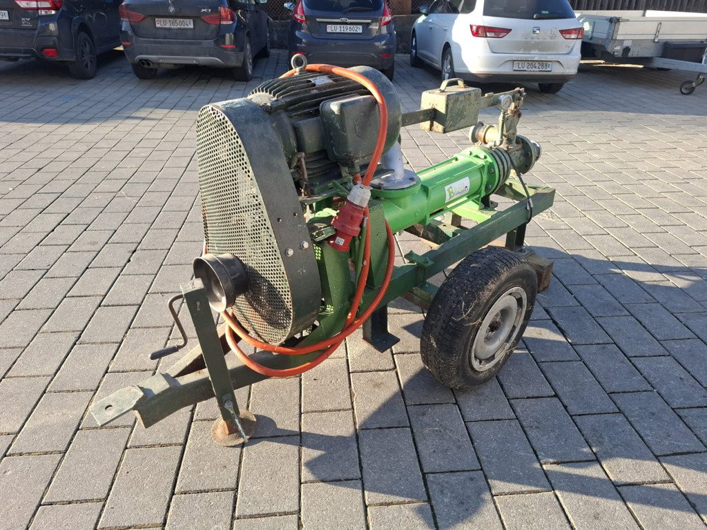 d52a8d8f-9f3a-413d-90e7-e4ae8341a527-WhatsApp Image 2026-03-02 at 16.jpg