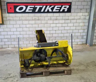Schneefräse zu John Deere X748