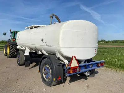 Schwarzmüller Wasser- oder Güllentransportfass