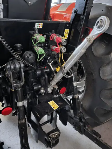 0ff327ef-c492-46b1-8228-f66542d9f222-linkage.jpg