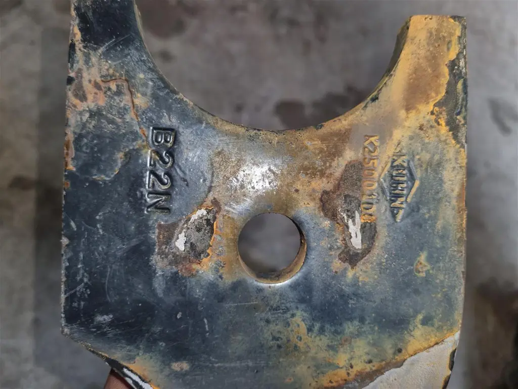 fa531d15-af18-4467-8559-0bb60856bc42-Kuhn dents Jordi (4).jpg