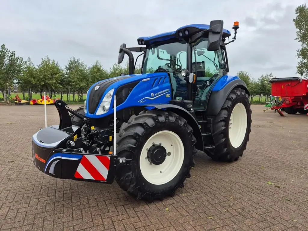 40b2352c-8fc7-4abf-893d-5002c916cc7d-new-holland-frontbumper-agribumper-tractorbumper-weight-2-2-1440.jpg