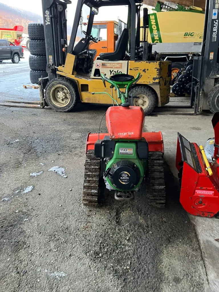 a320b91a-956a-4521-9446-a02991938ca3-Agria Schott 3400 (4).jpg