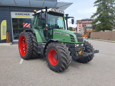 Traktor Fendt Farmer 309 CA mit Doppelräder hinten