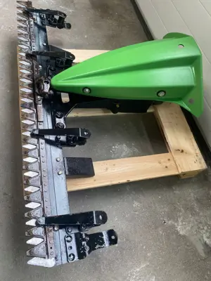 Rapid Mondo Messerantrieb mit Mähbalken