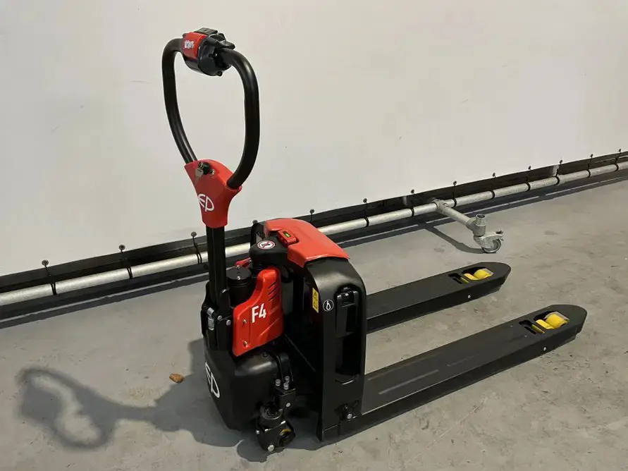 46662839-29b0-4039-91c1-3528ed538967-4 conv.jpg