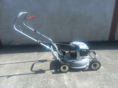 Mulchrasenmäher  Mulchmäher / Benzin - Rasenmäher Mulch - Mäher Grin HM46 , ohne Radantrieb , Schnittbreite 46 cm , Zentr. Höhenverstellung