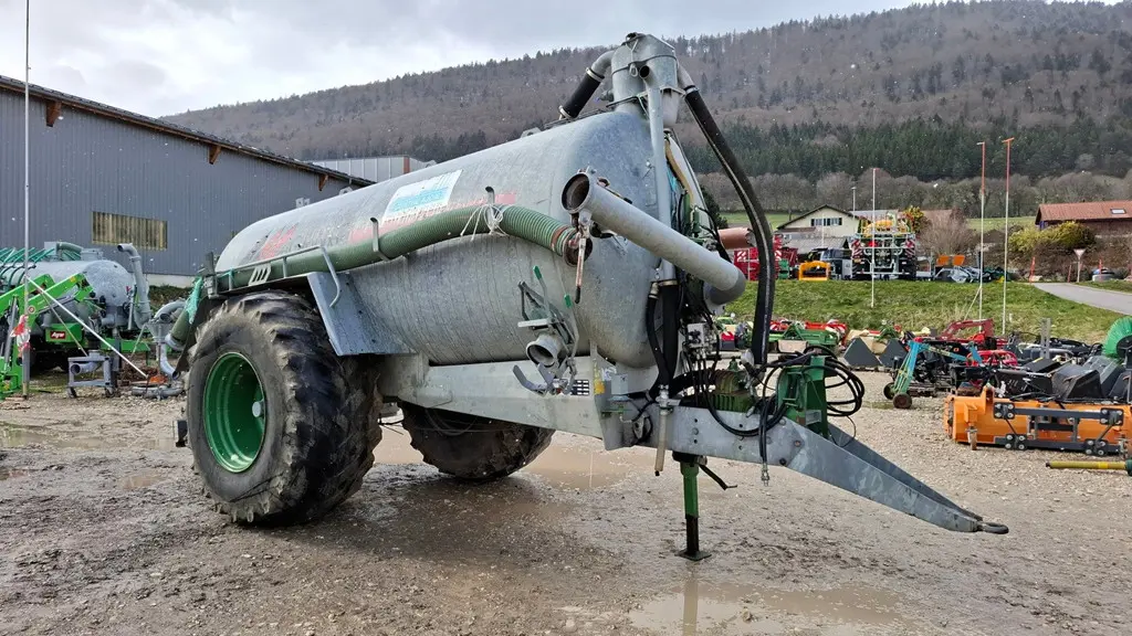 d4846941-1530-4acb-9eec-1af31e3b0682-Agrmiat Villiger (8).jpg