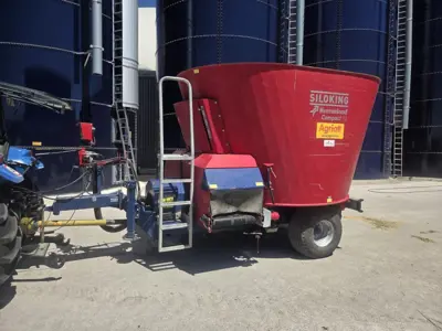 Futtermischwagen Siloking Compact 12