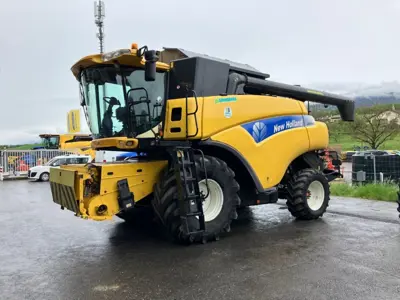 New Holland, CR 9060 , 2007
