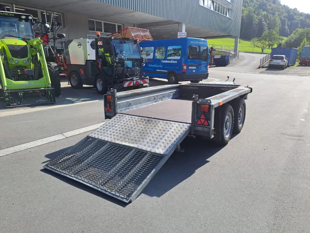 6bb55ff8-cf67-4184-9c4f-2ca1bf76f2a0-Schliesing_220MX_10.jpg
