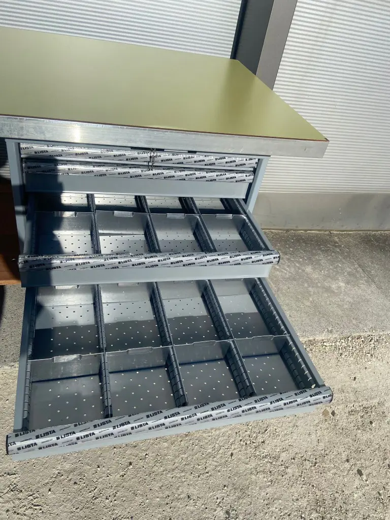 15e2fb67-425f-4118-81d0-94f5d8d14ee4-911_Lista Werkbank_09.jpg