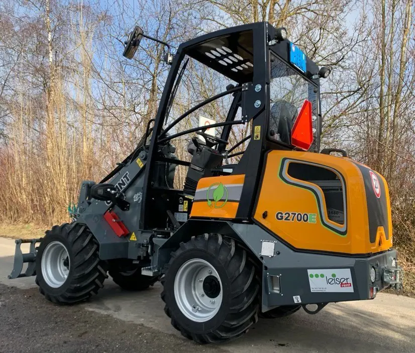 911a91c0-8614-4da6-9202-d463b28d55fb-Leiserag-Giant-G2700E 1.jpg