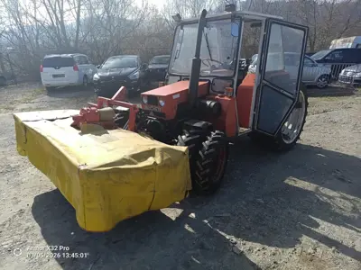 Bucher polytrac 40 mit Mähwerk