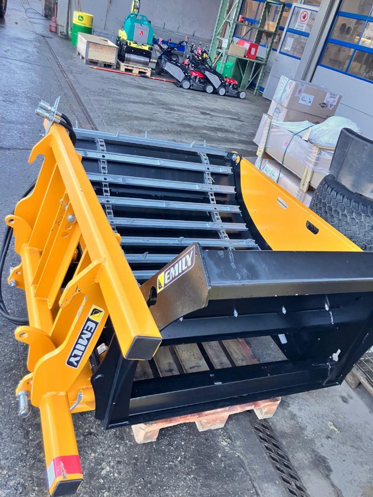 07256a0e-7209-47fd-b68a-e20e27699863-PHOTO-2025-12-04-08-07-36 1.jpg