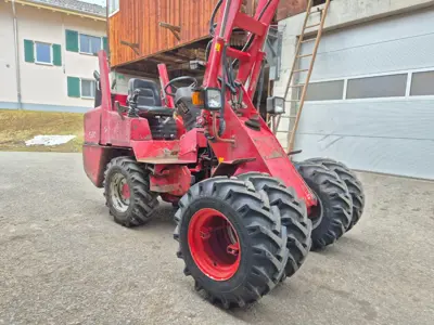 Hoflader Weidemann 1370