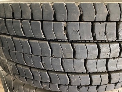 4 ROUES 285/70R19.5