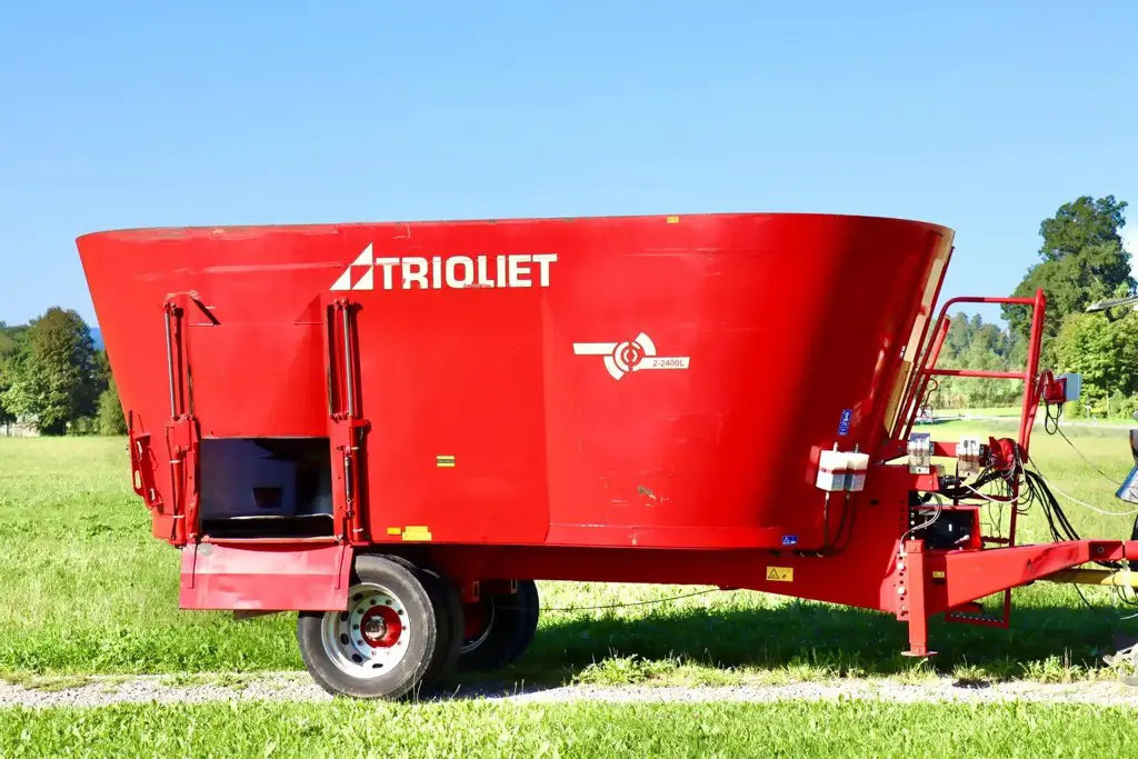 Futtermischwagen Trioliet Solomix SM 2-24LZK / 24m³