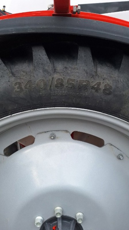 bc1c0c02-996e-4151-bb69-4d514b60791d-Räder 340 85 R 48, Eugster Daniel (1).jpg