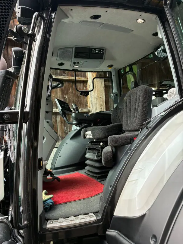 b790e1f4-0493-4637-843a-f9f01b423d4f-WhatsApp Image 2026-04-20 at 08.54.22 (1).jpg