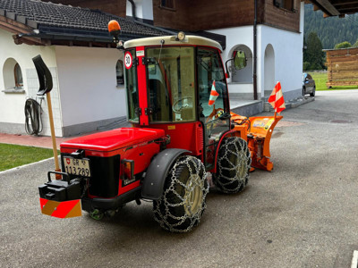 Carraro mit Schneefräse