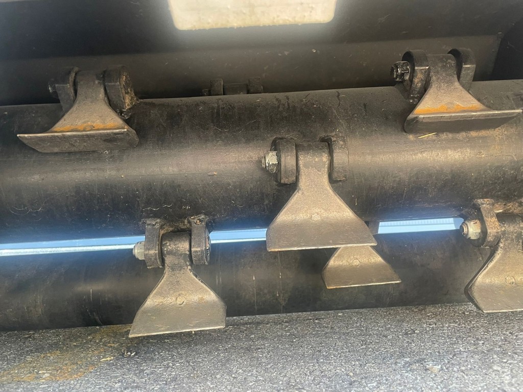 a7990f1a-60f0-48a3-a4db-ac9b219b2240-WhatsApp Image 2025-08-26 à 11.jpg