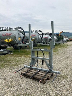 Fliegl Ballengabel hydr. klappbar mit 5 Zinken
