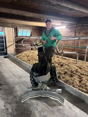Mistschieber Spaltenschieber Futterschieber