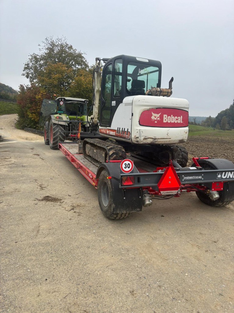 fd459031-c429-4a3e-ae1f-390ef8816255-PL6_mit Bagger von Hinten.jpg