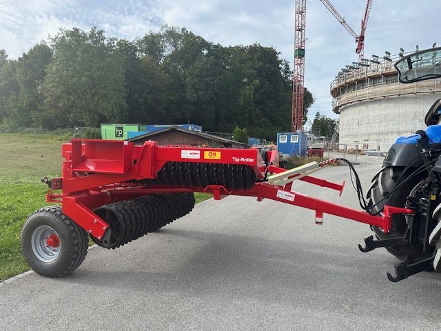 1abf9caf-fbf6-41c8-bd52-e4268266dd31-35716 HE-VA Walze-Nachläufer Tip-Roller 6300 (1).jpg