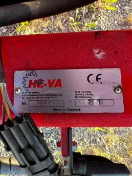 8b5825ce-c904-40e4-8f76-4174533ebd09-Heva1.jpg