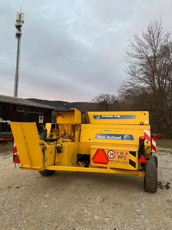 d9f853bf-ec38-4650-a9db-9455ea569da9-New Holland Perrenoud (4).jpg