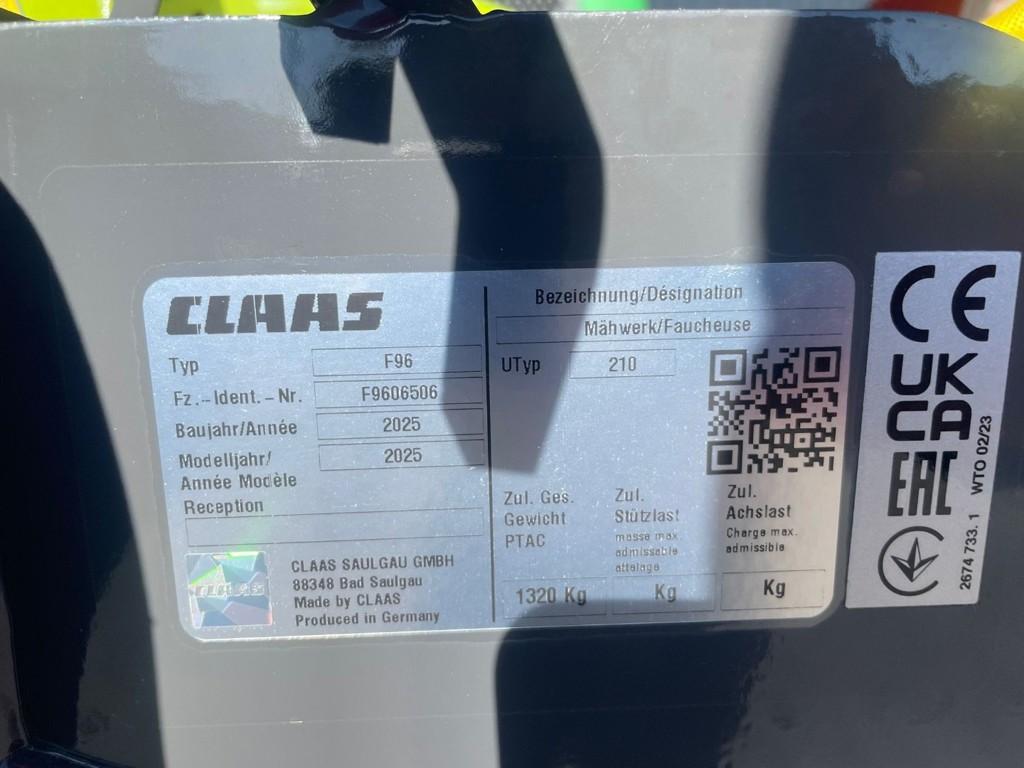 e2a81807-7219-4654-88ea-85ecde77a8a6-WhatsApp Image 2025-10-10 à 14.jpg