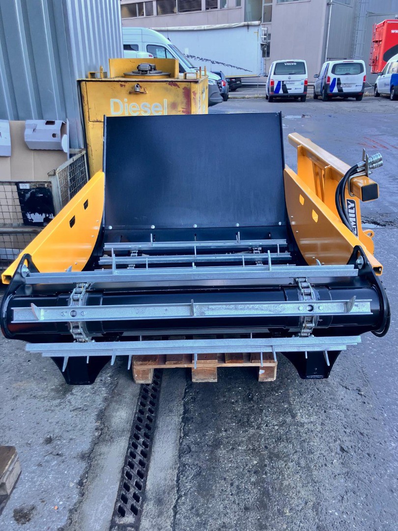 86c4724e-2c11-46b3-8356-079931cf1c18-PHOTO-2025-12-04-08-07-36 4.jpg