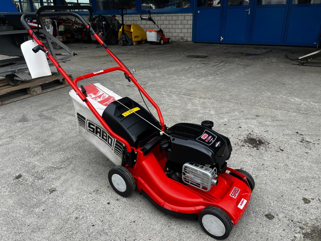fff47dd3-7894-4581-99f3-3b22252c055e-24744 Sabo Rasenmäher Benzin 40-Spirit RS (3).jpg
