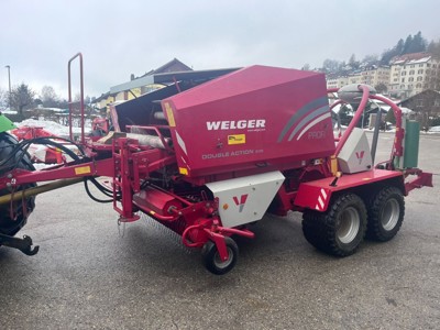 Presse à balles rondes Welger Double Action RP 235