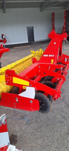 4beeed4c-ce66-4a98-9ed3-2423b9d3296c-AGROPOOL FOX 300 D 1.jpg