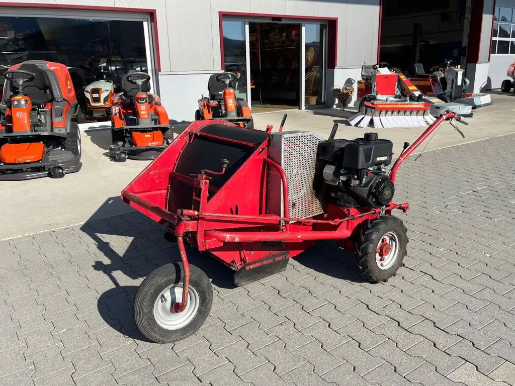 Obstauflesemaschine Cacquevel mit Vanguard 10PS