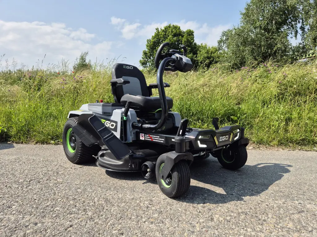 7c47f309-3c69-4fe9-bbc7-2088bf864e63-Z6 42 mit.jpg