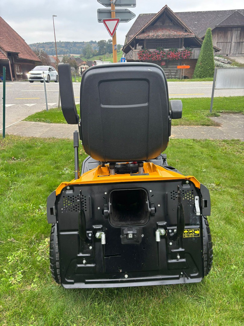 27f8f40a-93aa-42d3-b353-e9cfb15a14ac-WhatsApp Image 2025-10-14 at 14.jpg