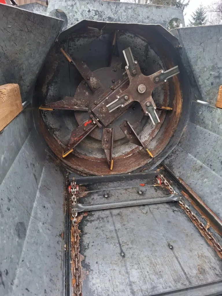 d0492593-e7d1-473c-8c97-d5f366e2a27a-WhatsApp Image 2026-02-03 at 15.49.05 (3).jpg