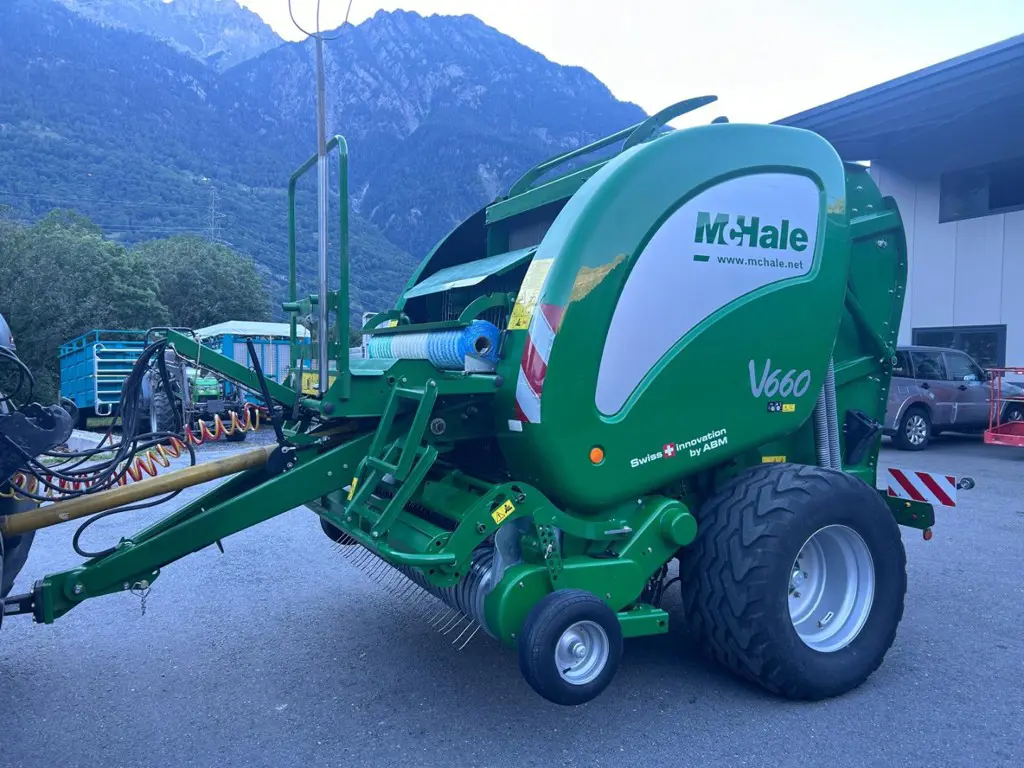 McHale V 660 presse à balle ronde