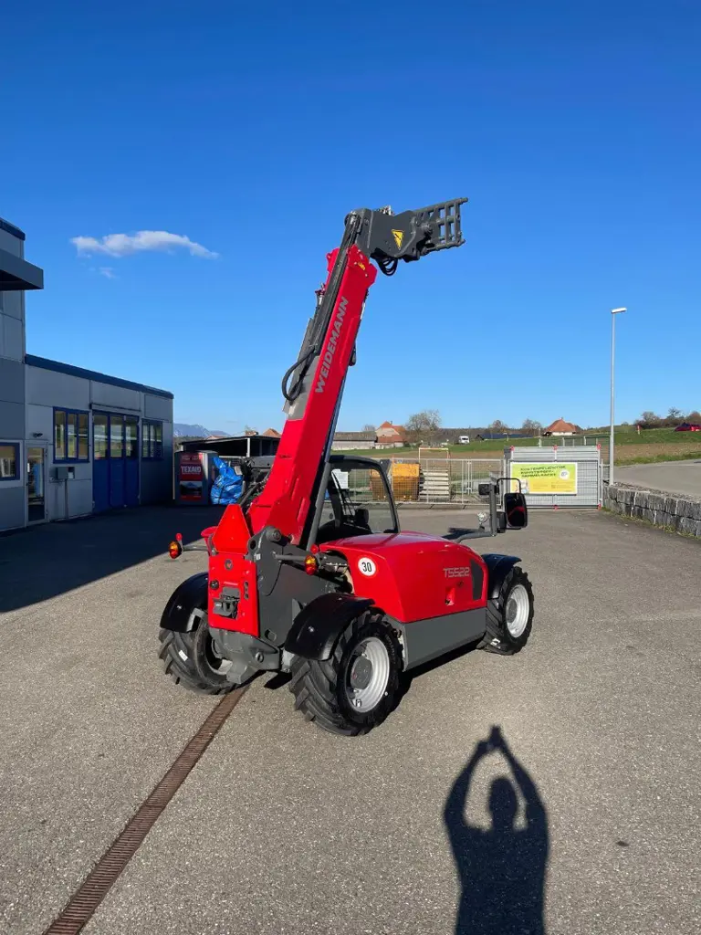 51603119-9069-47a3-8c9f-2d6e5fb8cbde-5522 2.jpg