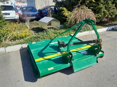 Weidemulcher Major