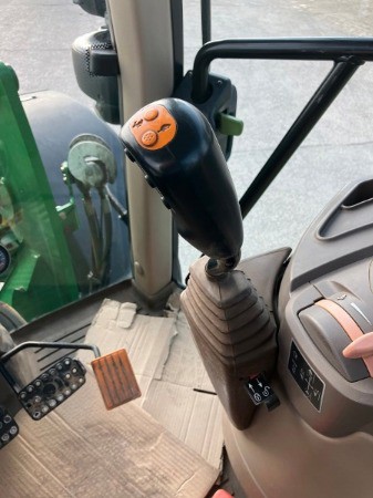 cfab4cd1-efba-4bc3-a98c-35d2f4ee7f03-John Deere 6230 10.jpg