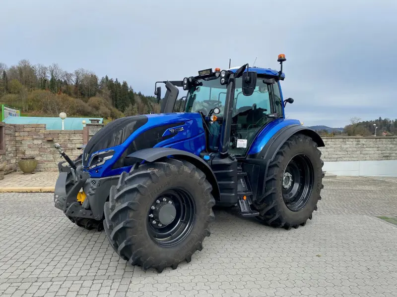 Demo Valtra T175 Direct Top Ausrüstung